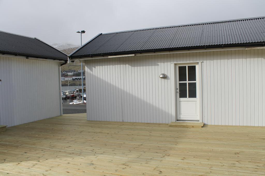 Kristjanshavn Hotell Mithvagur Exteriör bild